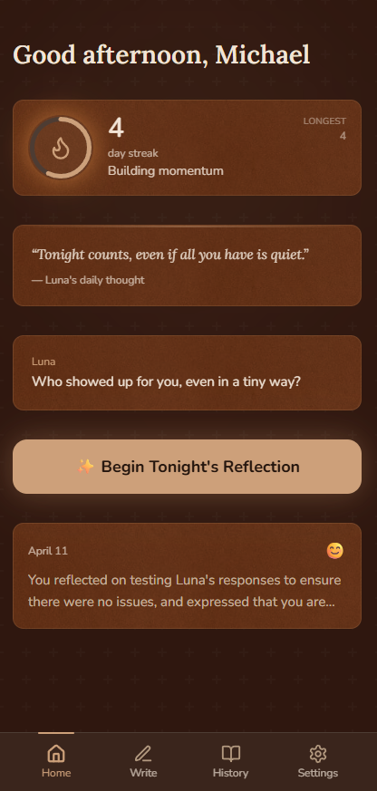 Duskglow home screen showing streak tracking and a prompt to begin tonight's reflection